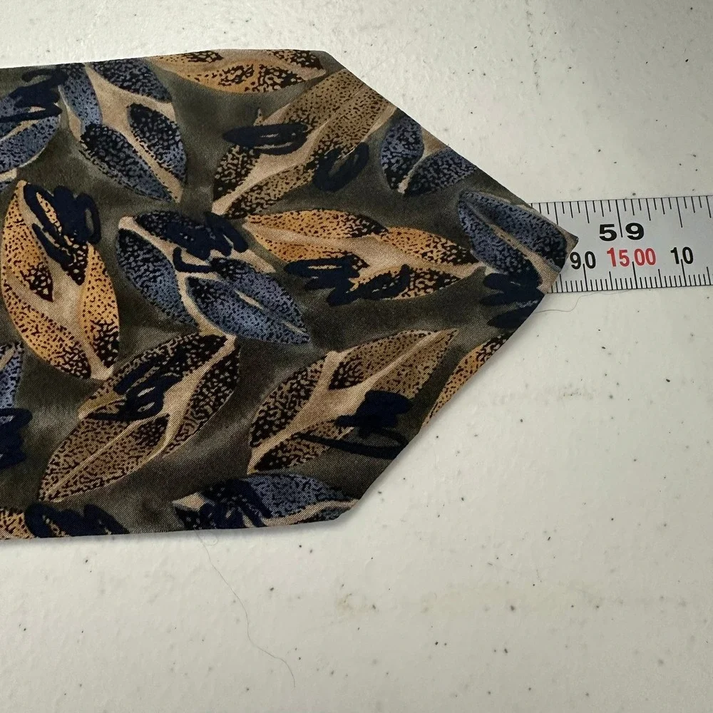 Gilda's‎ Club Mens Silk Necktie Abstract Leaf Pattern Olive Navy Tan Vintage USA